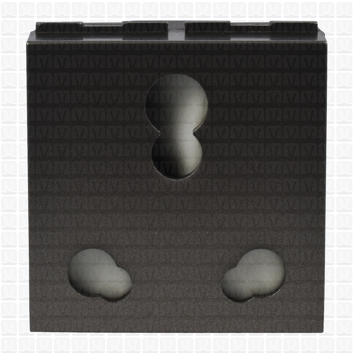 GM Magnesia Socket 16 Amp